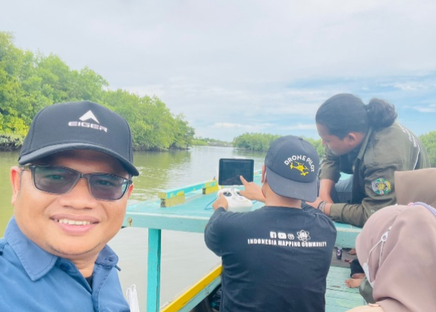 Gambar 2. Tim Drone Fakultas Kehutanan USU