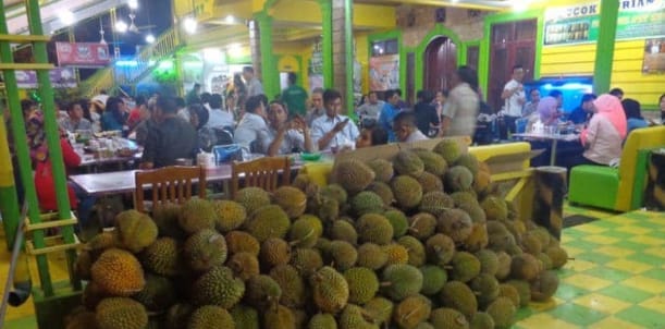 Durian Ucok, Rasa Bintang Lima Harga Merakyat