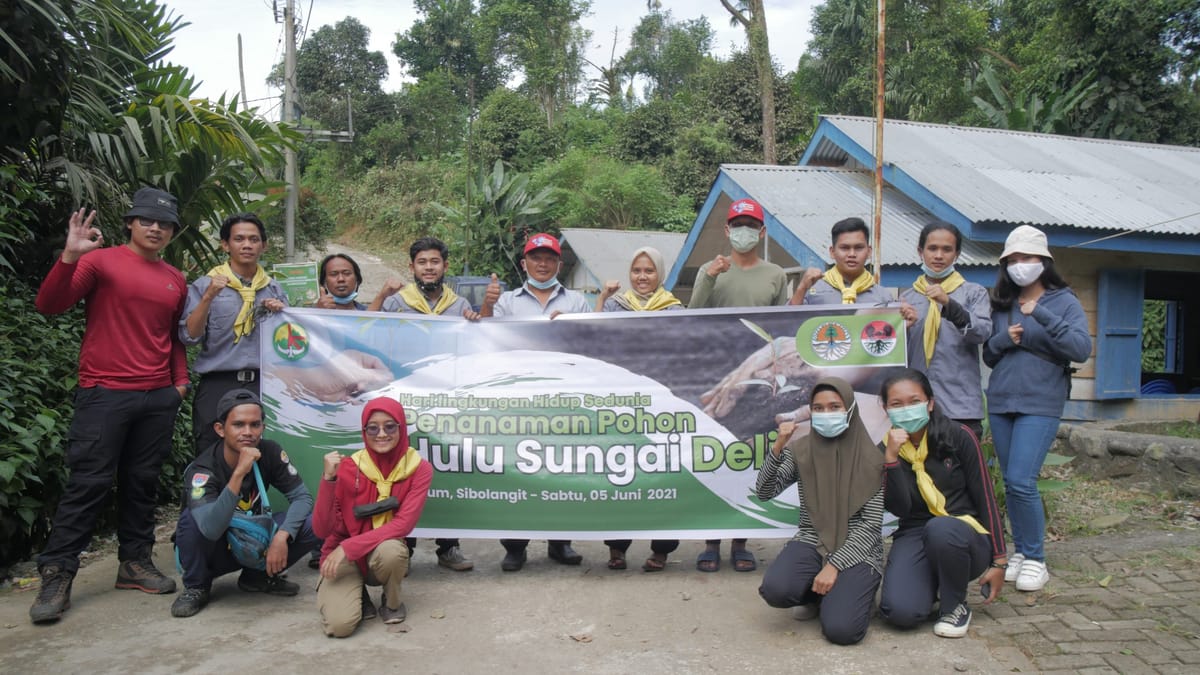 KOMPAS USU Hijaukan Hulu Sungai Deli