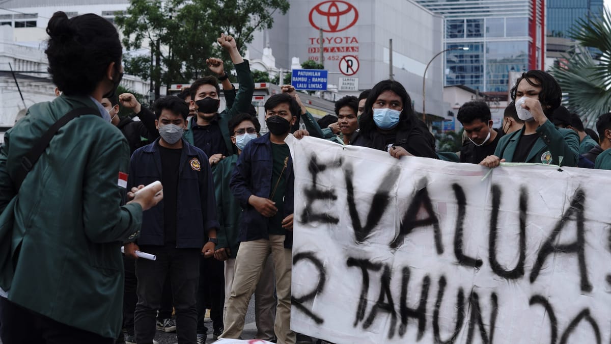 Evaluasi Kinerja 2 Tahun Jokowi Ma'ruf Amin, BEM SI Sumbagut Gelar Aksi