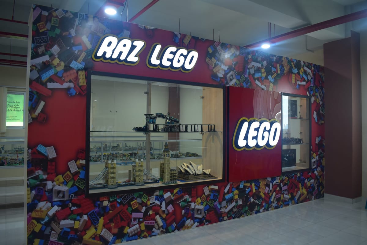 Raz Museum & Gallery, Bermula Karena Hobi Hingga Koleksi Lego Terbesar Di Indonesia