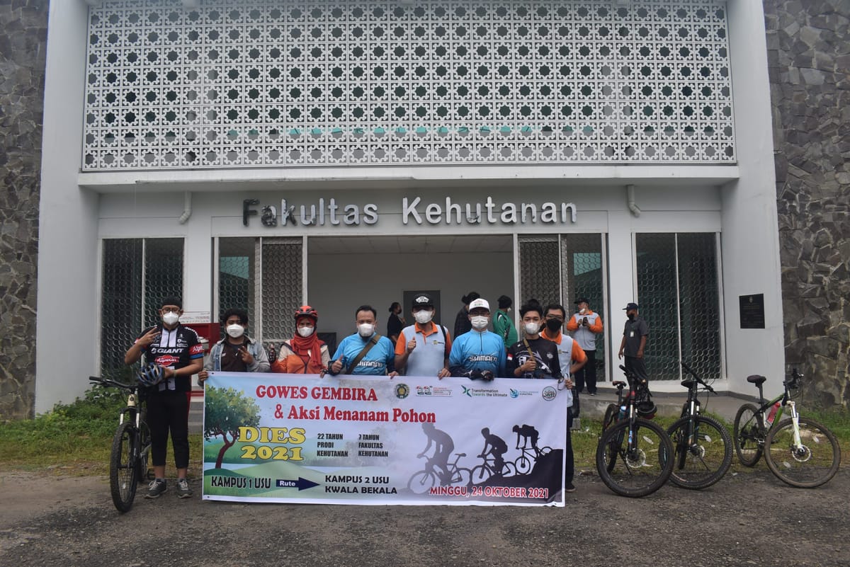 Menyambut Dies Natalis ke-7 Tahun, Fakultas Kehutanan Adakan Aksi Gowes Sepeda dan Menanam Pohon di Kwala Bekala