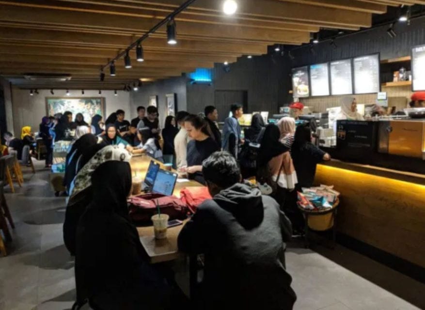 Budaya Generasi Milenial: Nugas di Kafe, Beneran Ngerjain Tugas?