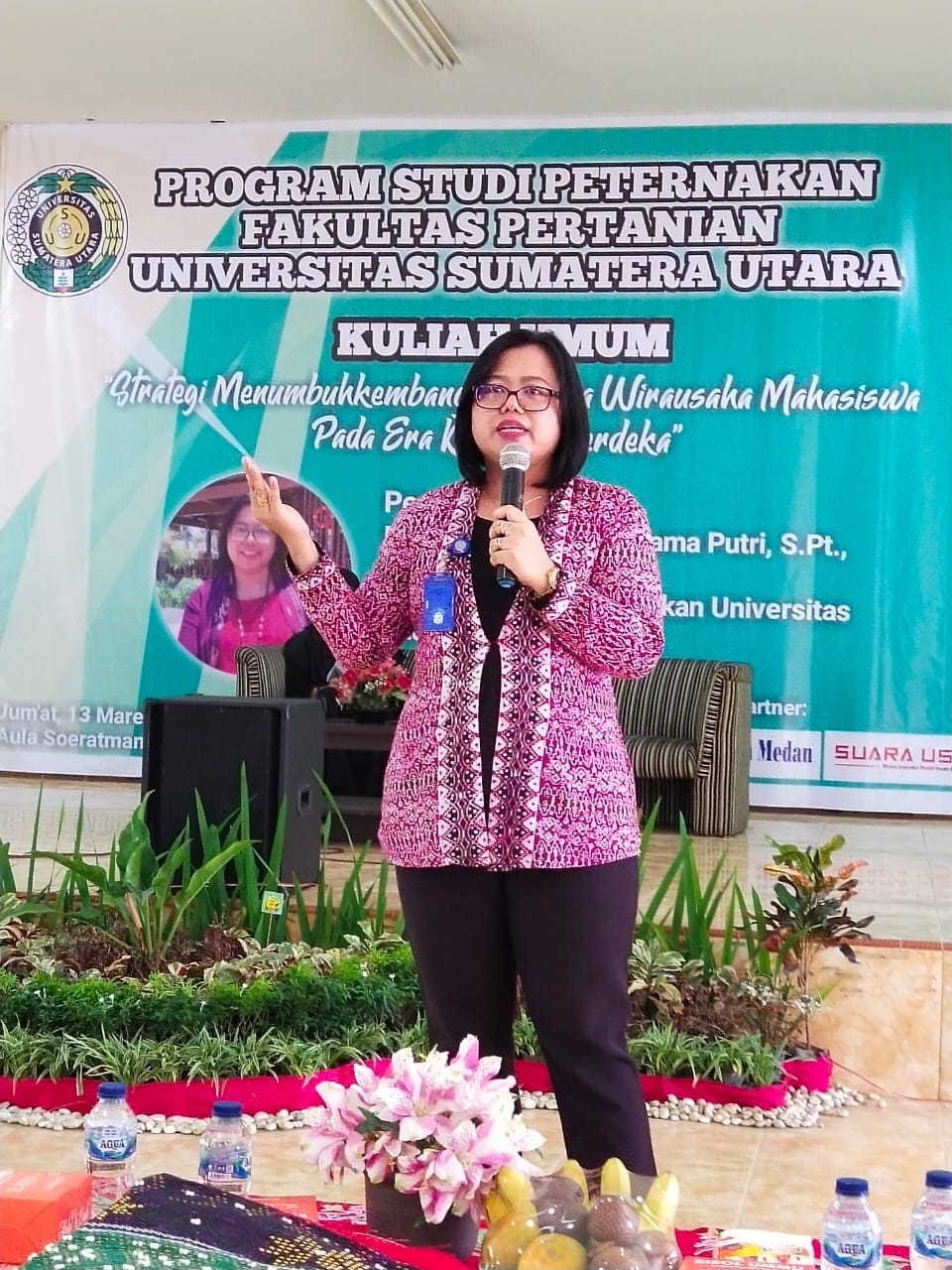 Kuliah Umum Kewirausahaan : Antara Kebijakan Kampus Merdeka dan Tantangan Berwirausaha Bagi Mahasiswa.