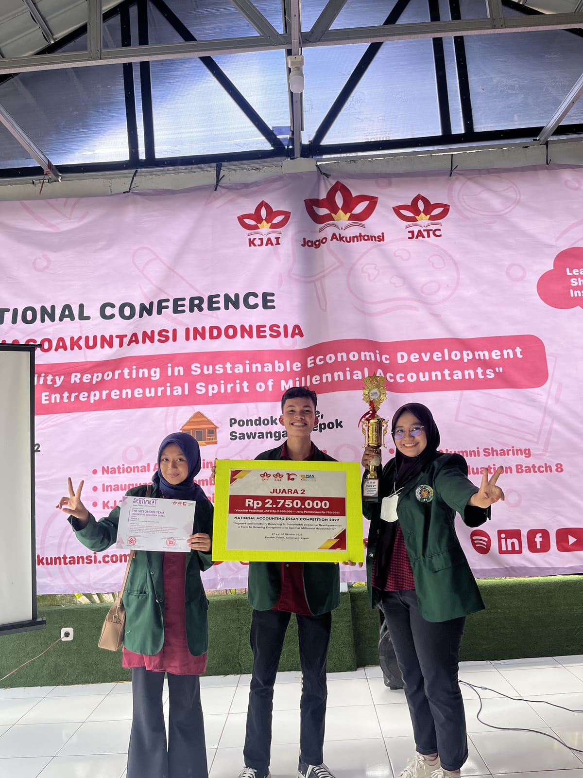 Mahasiswa FEB Raih Juara 2 Pada National Accounting Essay Competition