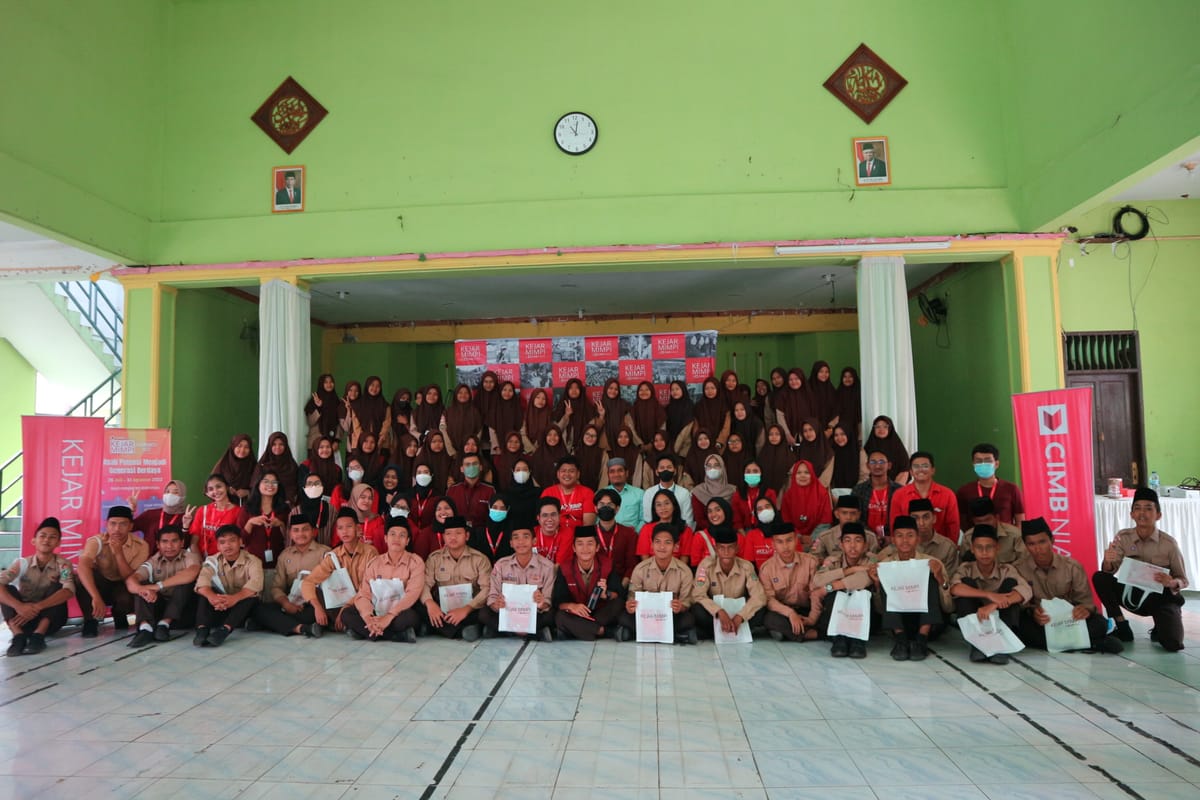 Diadakan Serentak di 35 Kota, Kejar Mimpi Medan Adakan Volunteering Day di MAS Muallimin Univa Medan