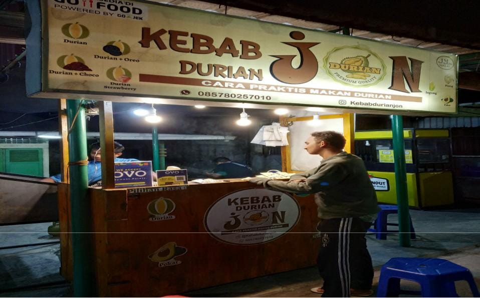 Kebab Durian Jon, Cara Baru dan Praktis Makan Durian
