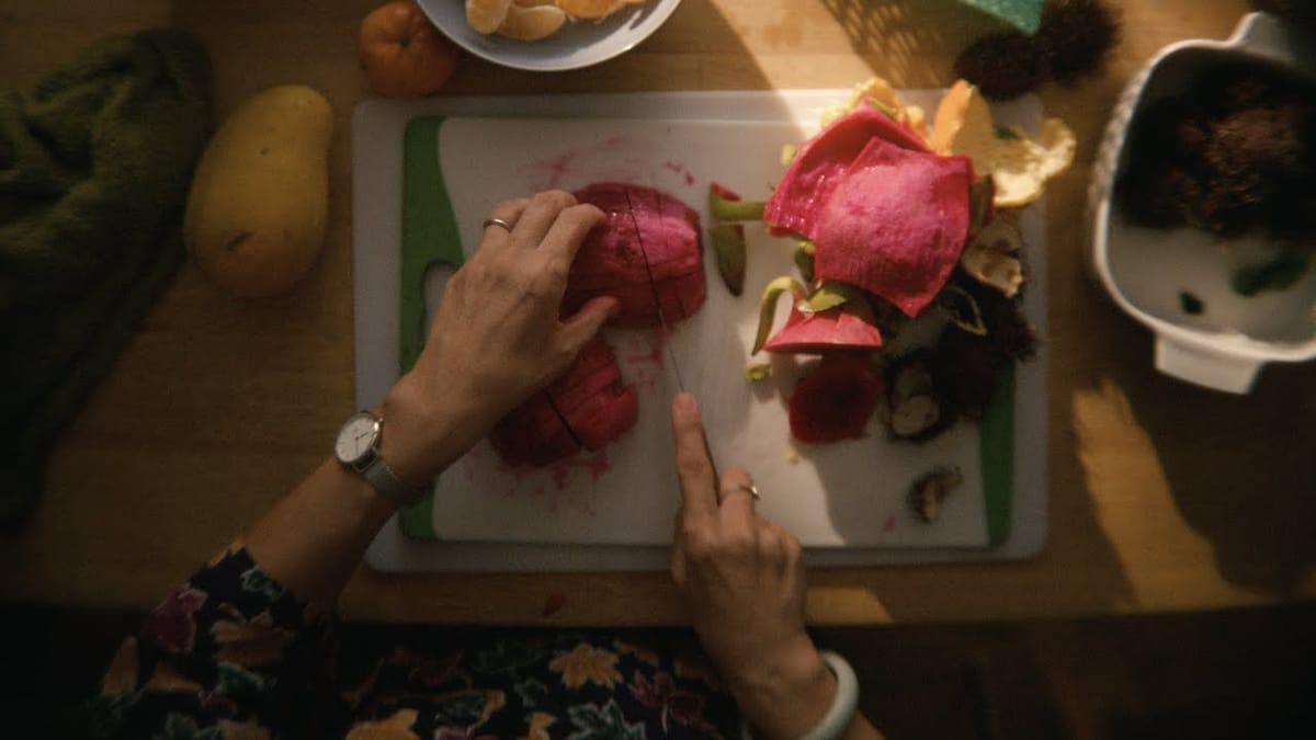 Mom Cut Fruit, Sebuah Bahasa Cinta untuk Ibu