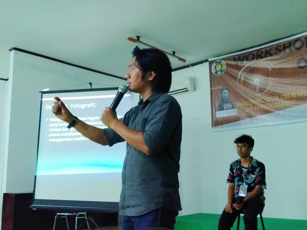 Semua Orang Bisa Memotret, Namun Tidak Semua Disebut Fotografer