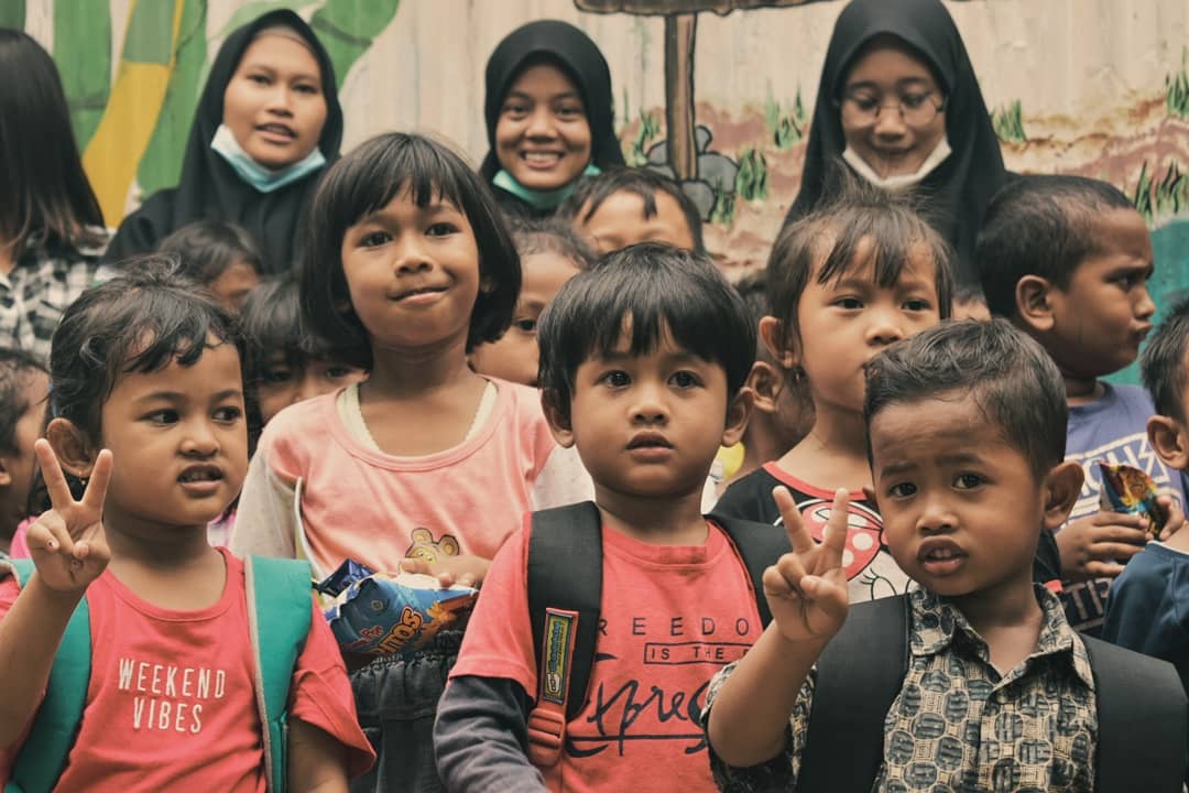 Satu Sumpah Dedikasi, Memajukan Anak-Anak Pinggir Sungai Deli