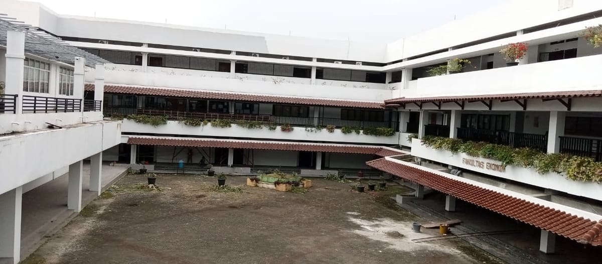 Intip Biaya UKT dan Fasilitas Jurusan Kewirausahaan