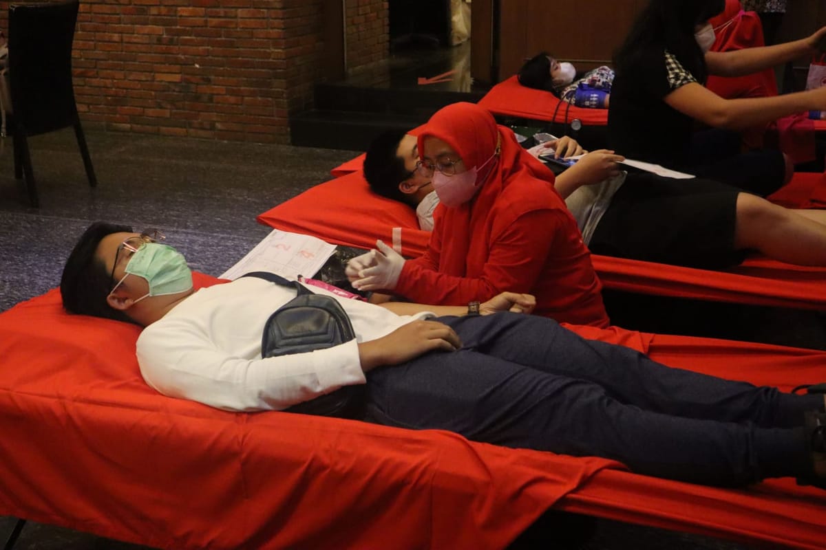 Adakan Aksi Donor Darah, KMB-USU: Drop of Blood, Million of Hopes