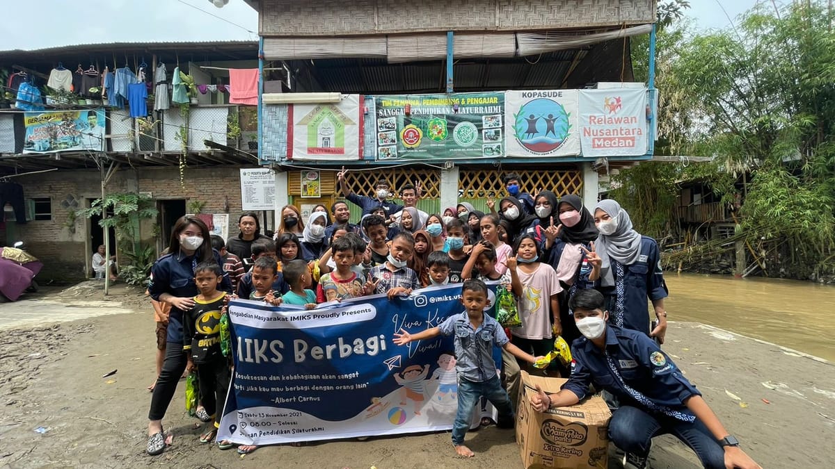 Mengabdi dan Bersilaturahmi Lewat IMIKS Berbagi!