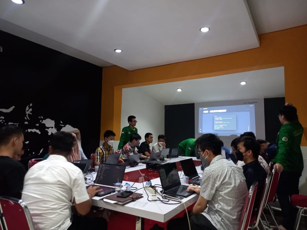 IMILKOM USU Adakan Workshop Tentang komponen Web dan Vue.js