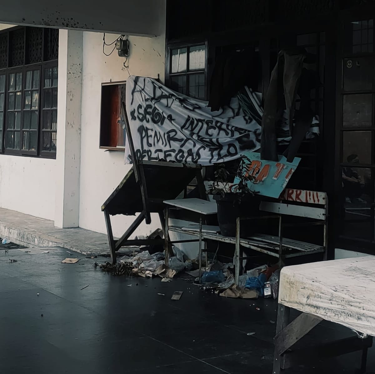 Gonjang Ganjing Pemira USU 2022: Aliansi Mahasiswa Adakan Aksi Tolak Pertor di Depan Sekret Pema USU