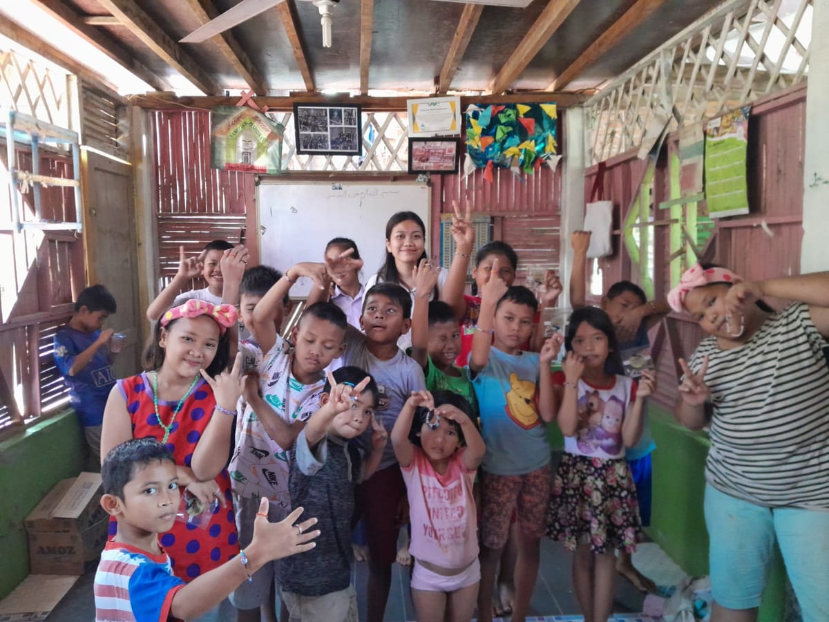 Asah Kreativitas, Mahasiswi Kesejahteraan Sosial USU Ajak Sanggar Pendidikan Silaturrahmi Membuat Handycraft Bersama